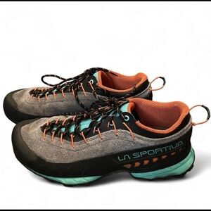 La Sportiva TX4 Approach Climbing Shoes Women’s 9.5 Carbon Aqua BLK Hiking